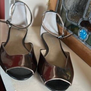 Reaction Kenneth Cole Black and Brown Elegant Heels.  New without tags